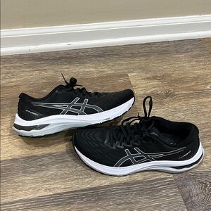 Asics GT-2000 FFBlast Black & White Sneakers